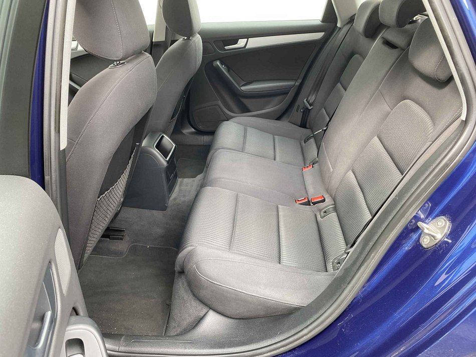 Audi A4 2.0 TDi Attraction quattro