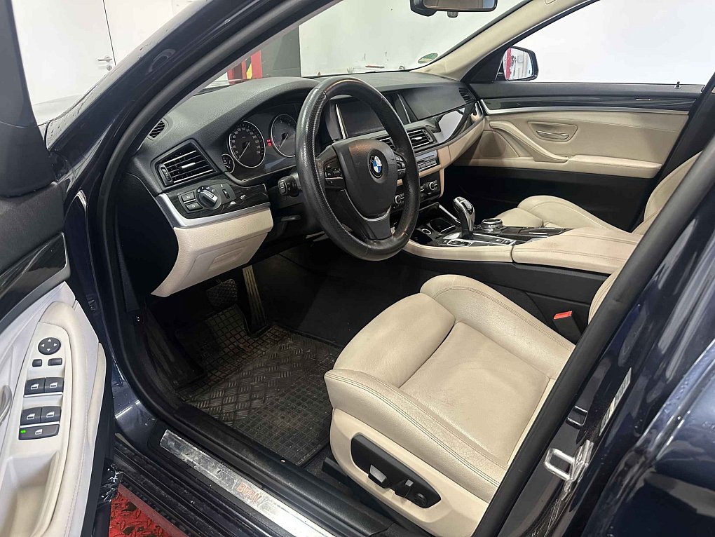 BMW Řada 5 3.0D  530 XD