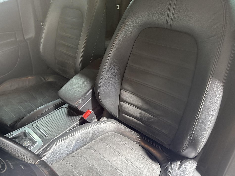 Volkswagen Passat 2.0 TDI 