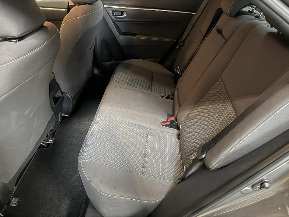 Toyota Corolla 1.6VVT-i 
