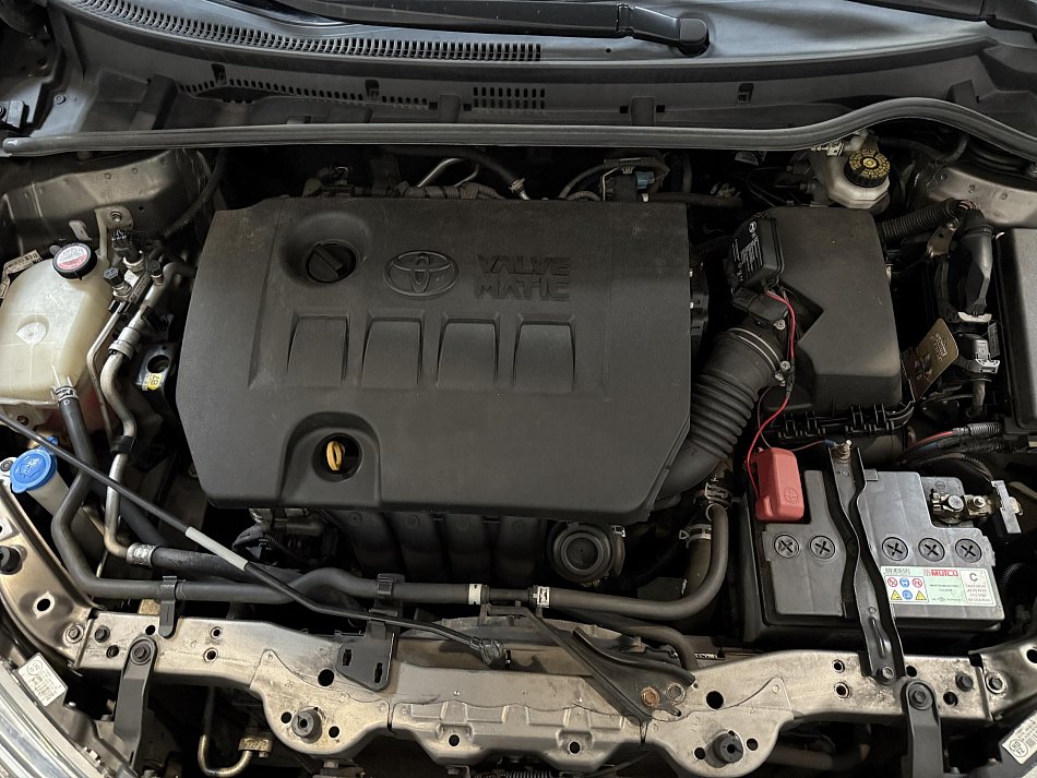 Toyota Corolla 1.6VVT-i 