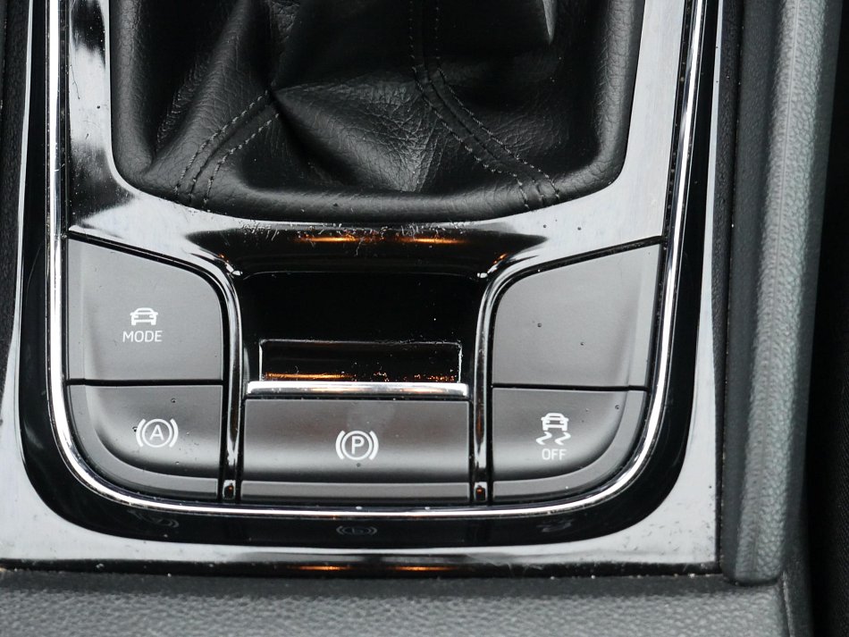 Škoda Karoq 1.5 TSI 