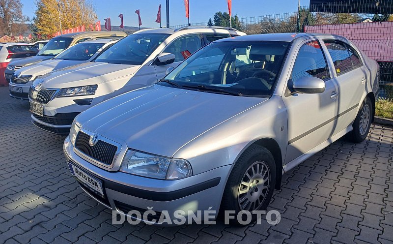 Škoda Octavia 1.6i Tour