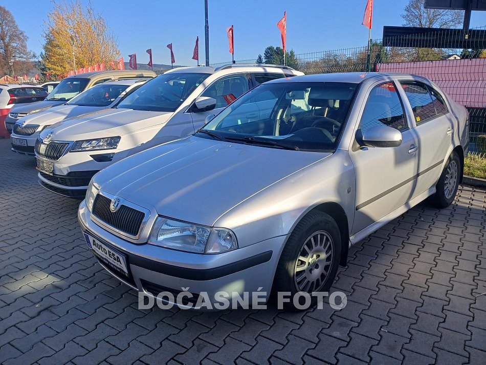 Škoda Octavia 1.6i Tour