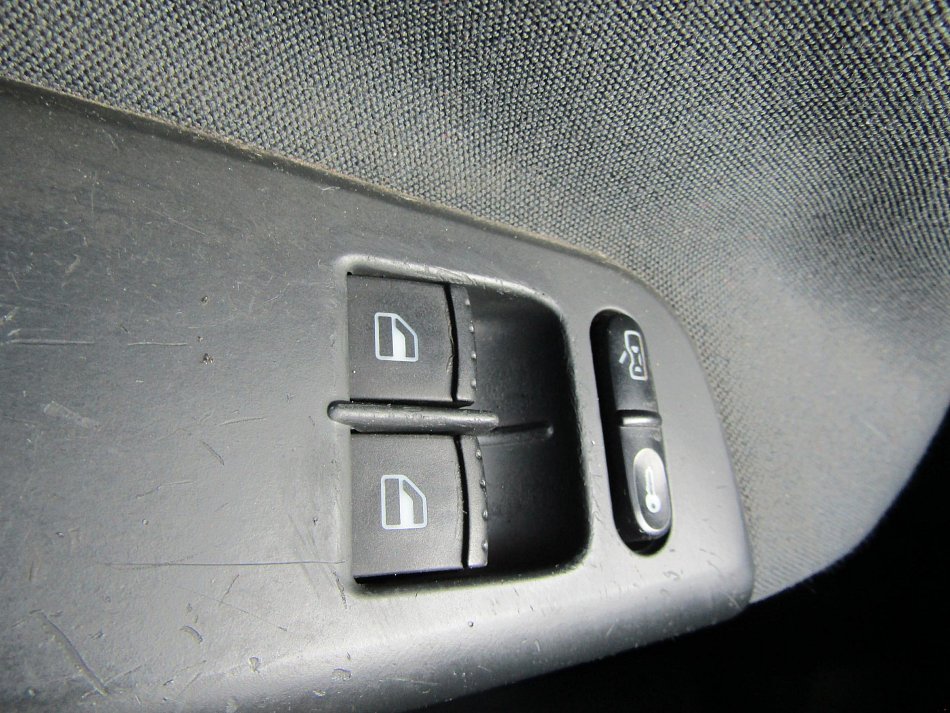 Škoda Octavia 1.6i Tour