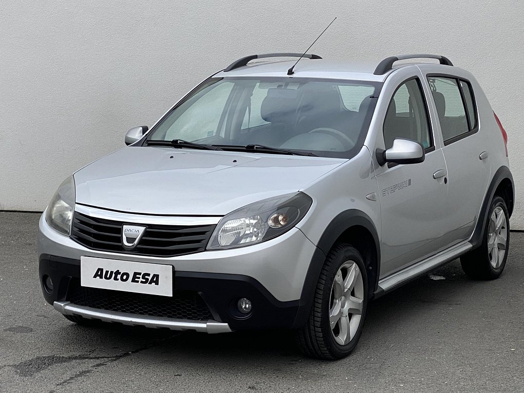 Dacia Sandero 1.6 i 
