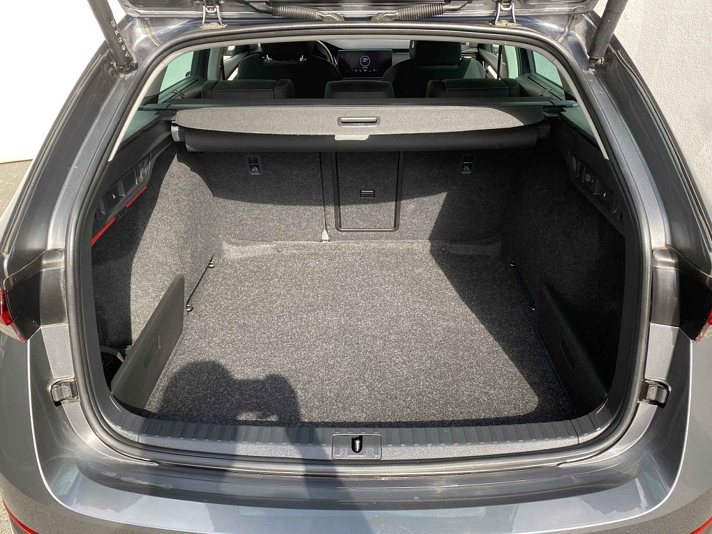 Škoda Octavia IV 2.0 TSi Scout 4x4