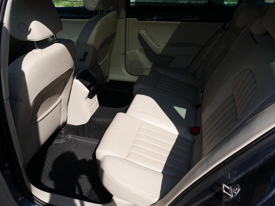 Škoda Superb III 2.0 TDi L&K