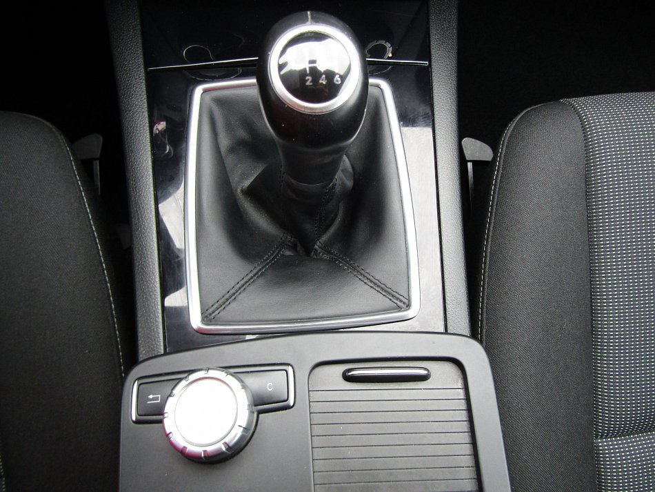 Mercedes-Benz Třída C 2.0 CDi 