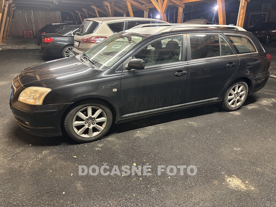 Toyota Avensis 1.8i 