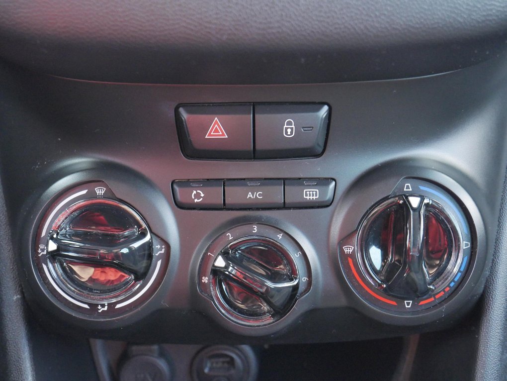 Peugeot 208 1.2 PT 