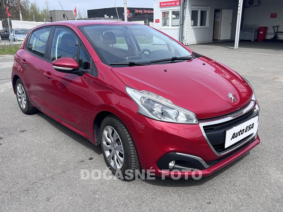Peugeot 208 1.2 PT 