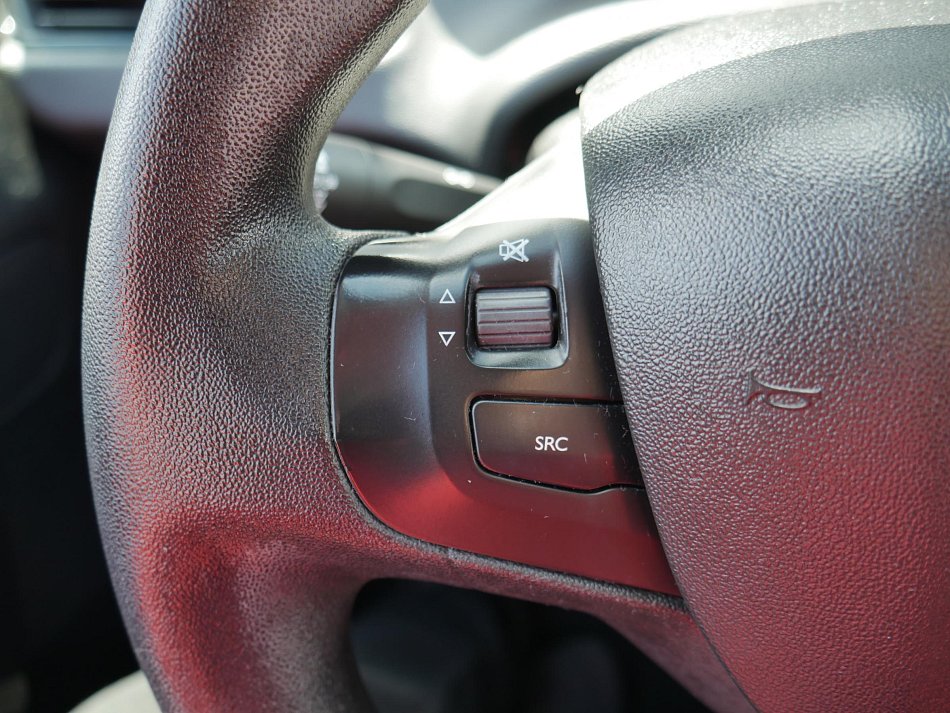 Peugeot 208 1.2 PT 
