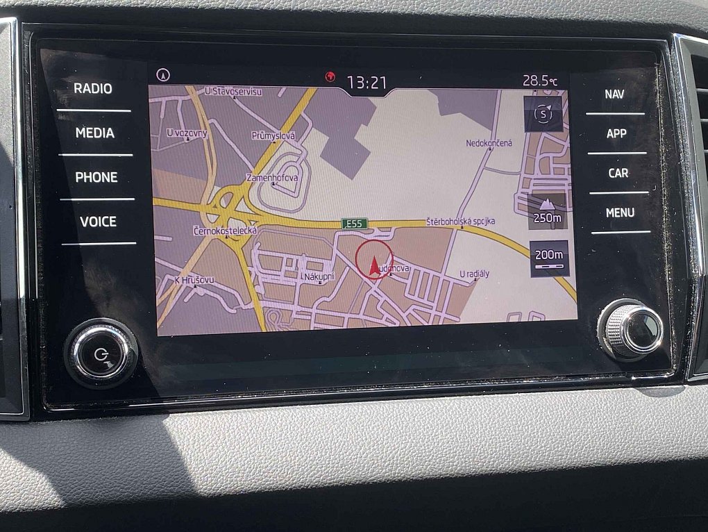 Škoda Karoq 1.5 TSi Ambition