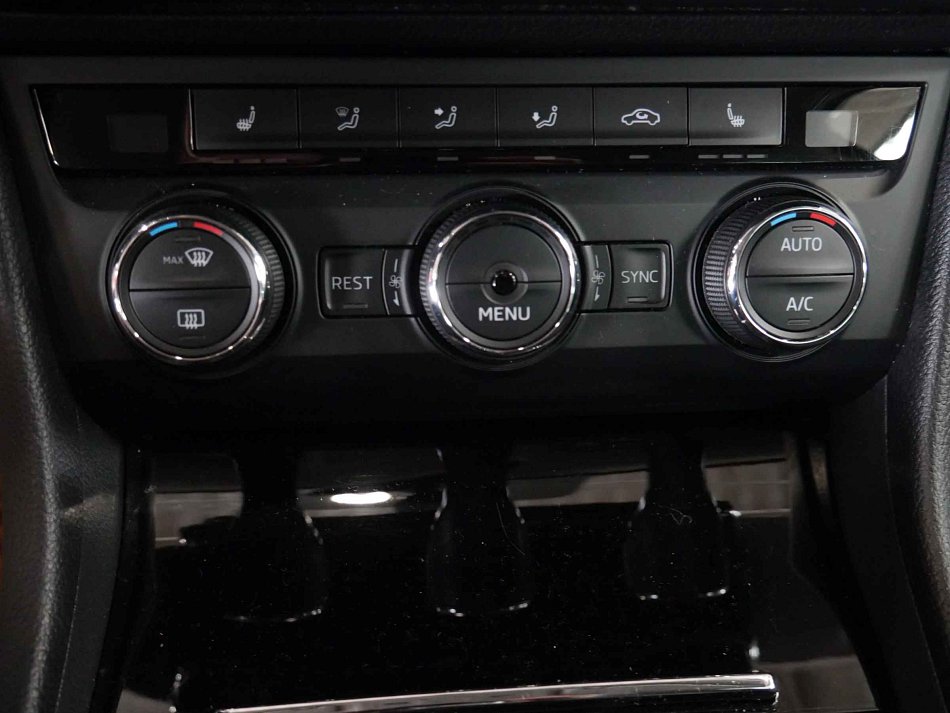 Škoda Superb III 2.0 TDi 