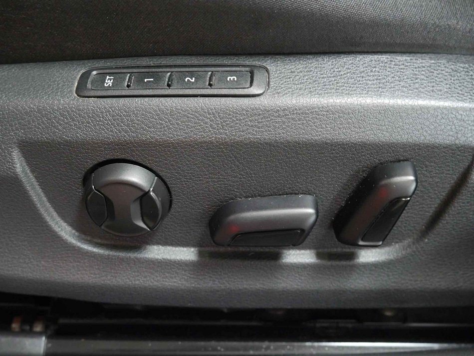 Škoda Superb III 2.0 TDi 