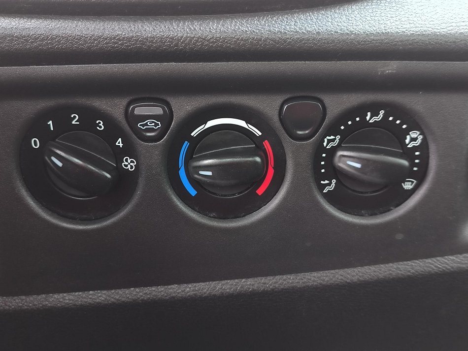 Ford Transit 2.0TDCi  VALNÍK
