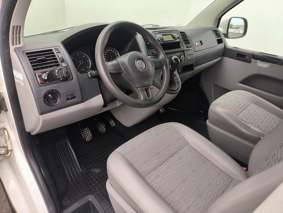 Volkswagen Transporter 2.0TDi 
