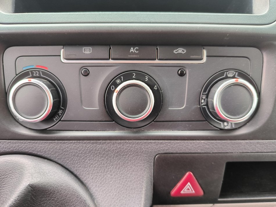 Volkswagen Transporter 2.0TDi 