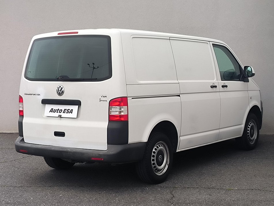 Volkswagen Transporter 2.0TDi 