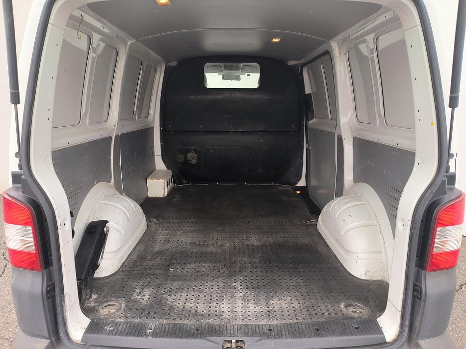 Volkswagen Transporter 2.0TDi 