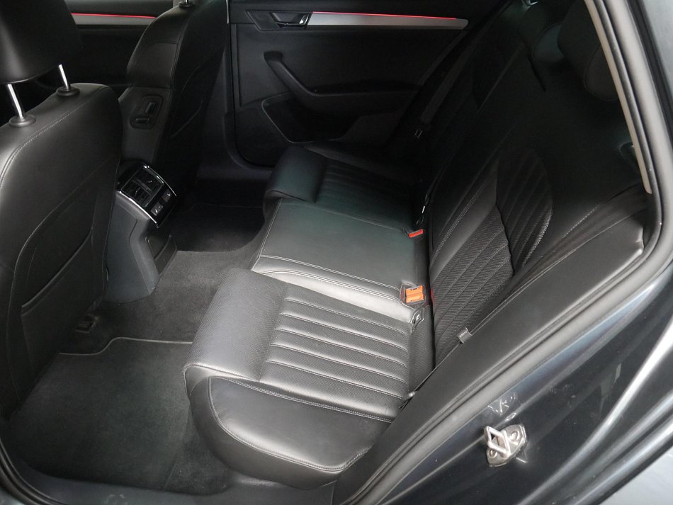 Škoda Superb III 2.0 TDi Style