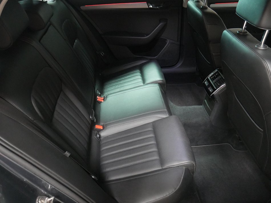 Škoda Superb III 2.0 TDi Style