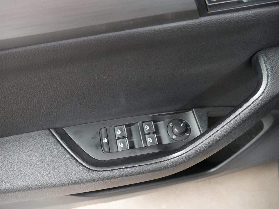 Škoda Superb III 2.0 TDi Style