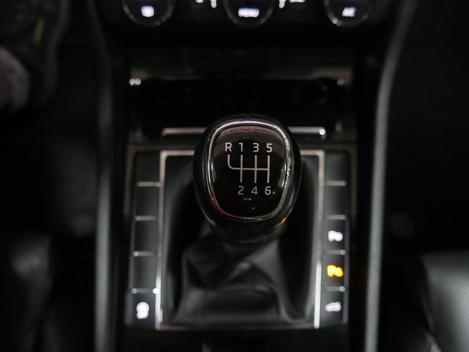Škoda Superb III 2.0 TDi Style