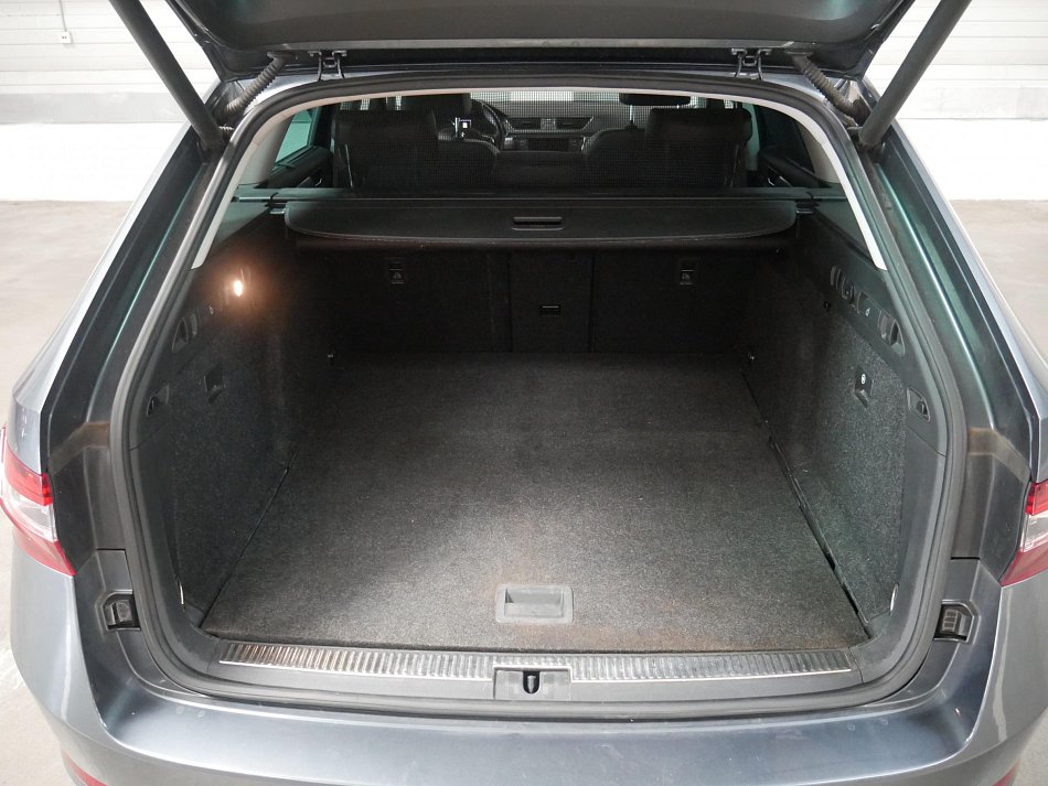 Škoda Superb III 2.0 TDi Style