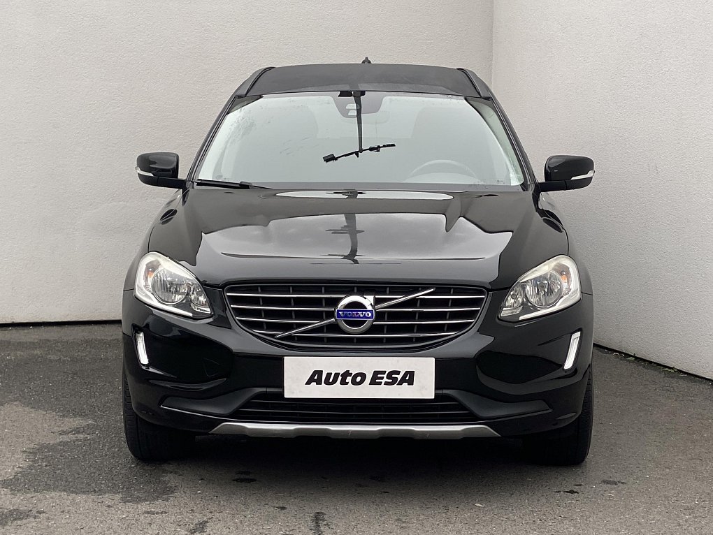 Volvo XC60 2.4 D4 Momentum AWD