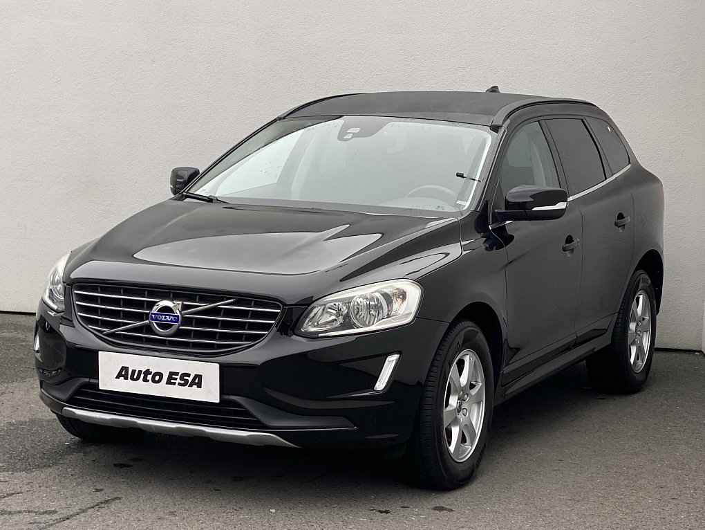 Volvo XC60 2.4 D4 Momentum AWD