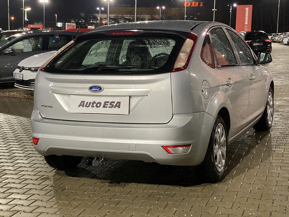 Ford Focus 1.6i 