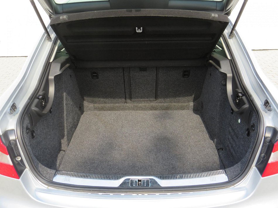 Škoda Superb II 2.0TDi 