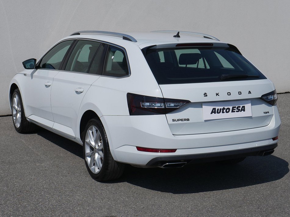 Škoda Superb III 2.0 TSi  4x4