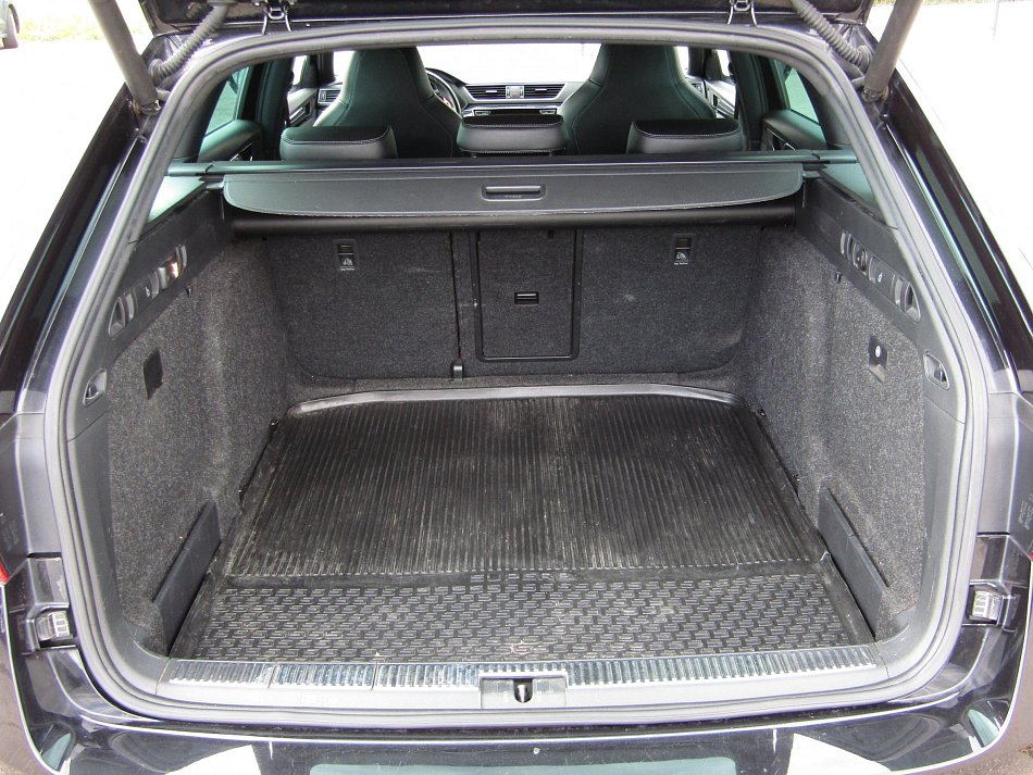 Škoda Superb III 2.0TDi SportLine