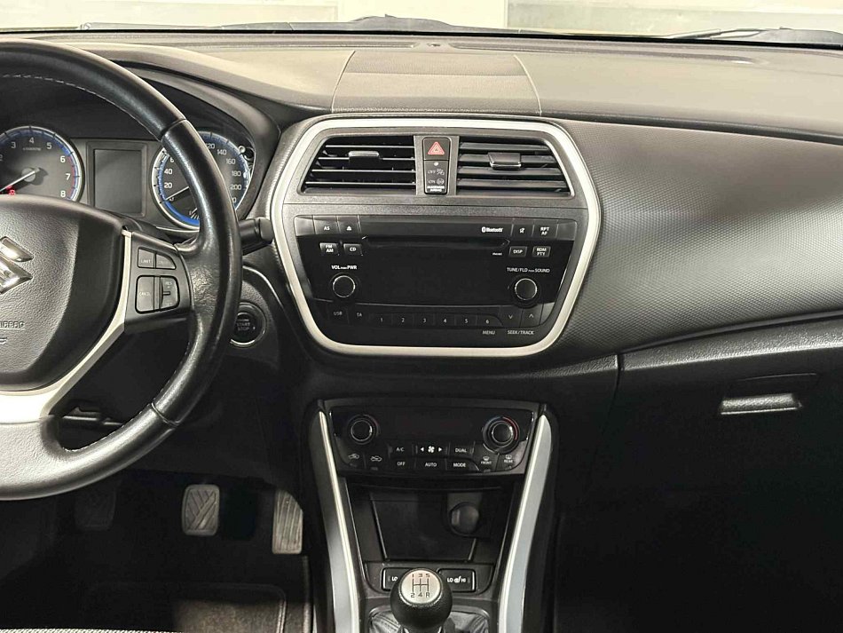 Suzuki SX4 1.6VVT 