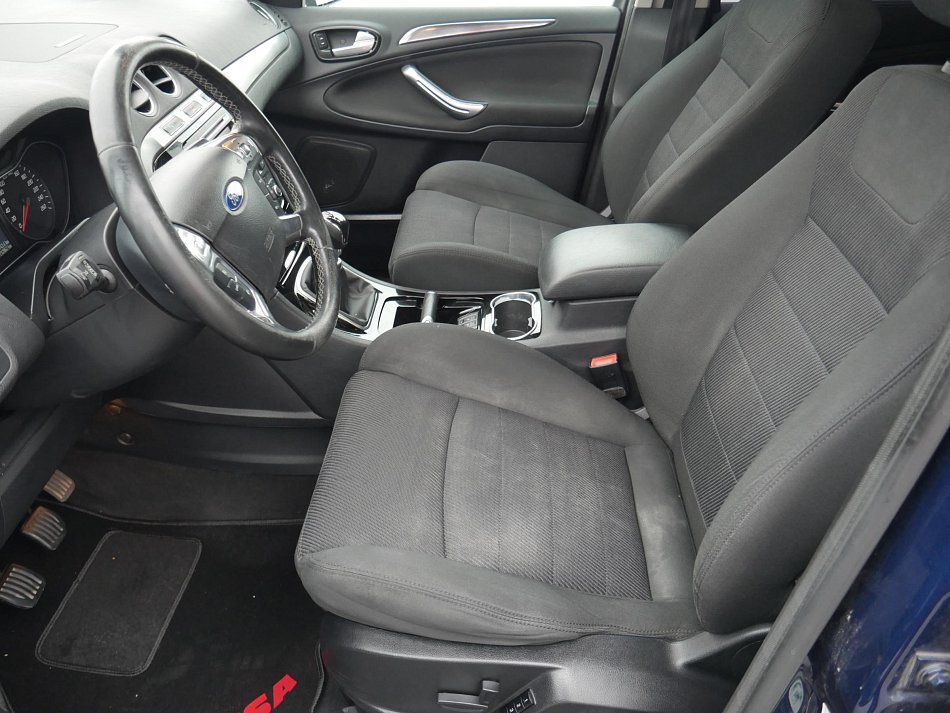 Ford Galaxy 2.2 TDCi  7míst