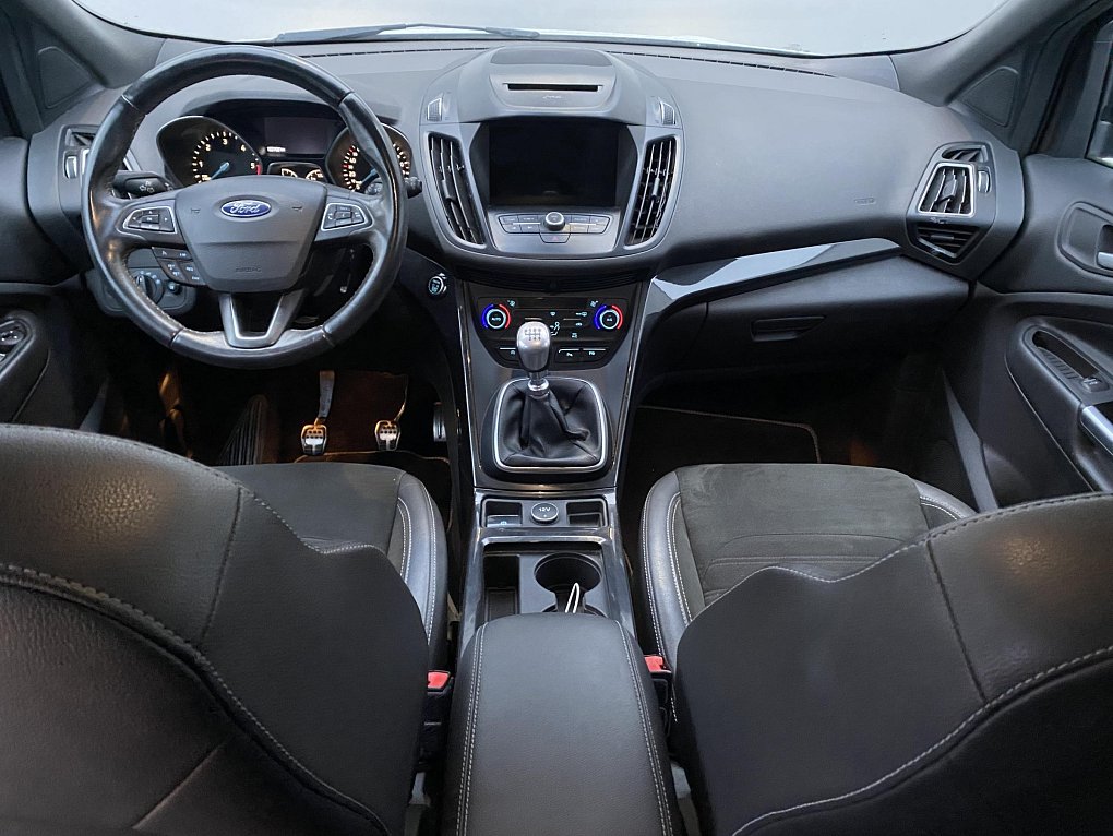 Ford Kuga 2.0 TDCi ST-Line