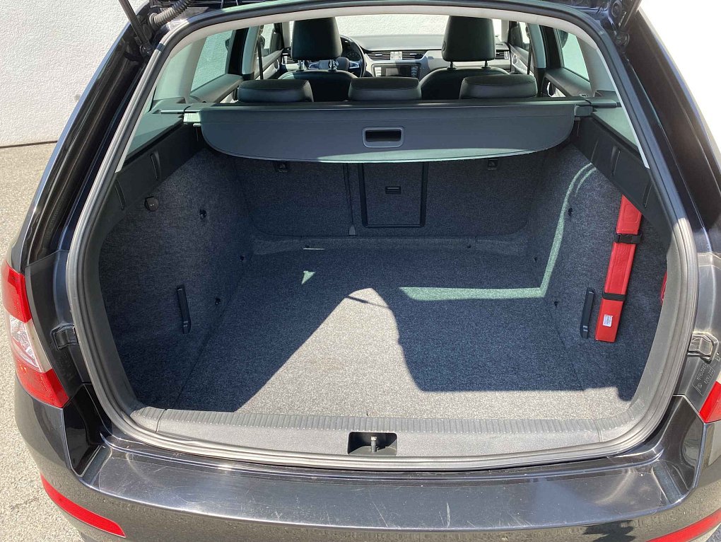 Škoda Octavia III 2.0 TDi Elegance