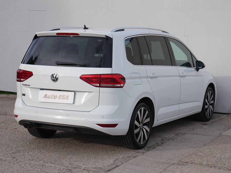 Volkswagen Touran 2.0TDi Highline