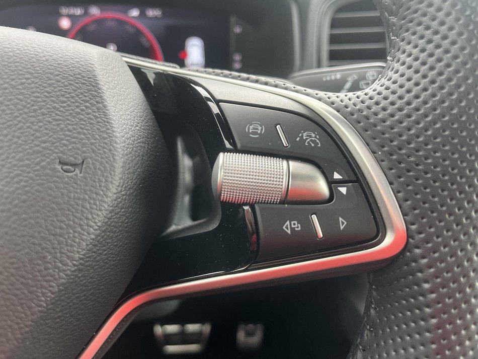 Škoda Karoq 2.0 TSi SportLine 4x4
