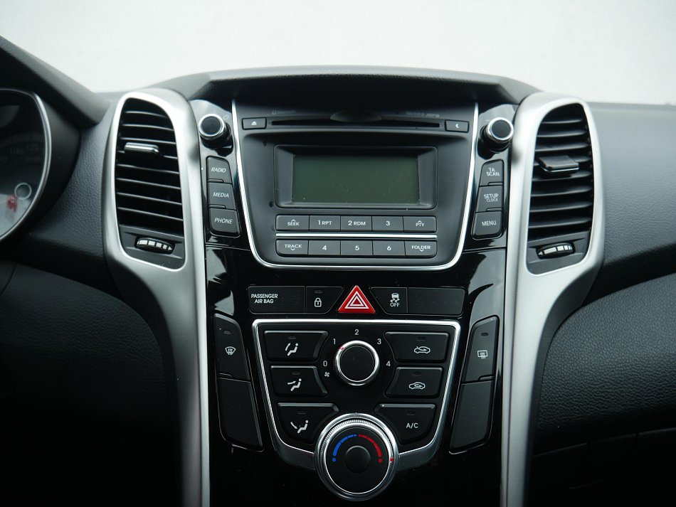 Hyundai I30 1.6i 