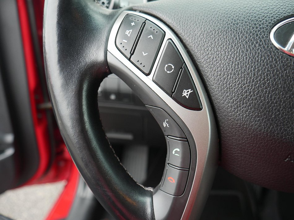 Hyundai I30 1.6i 