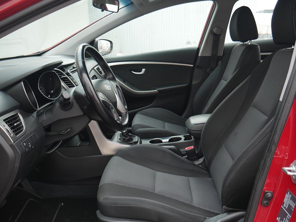 Hyundai I30 1.6i 