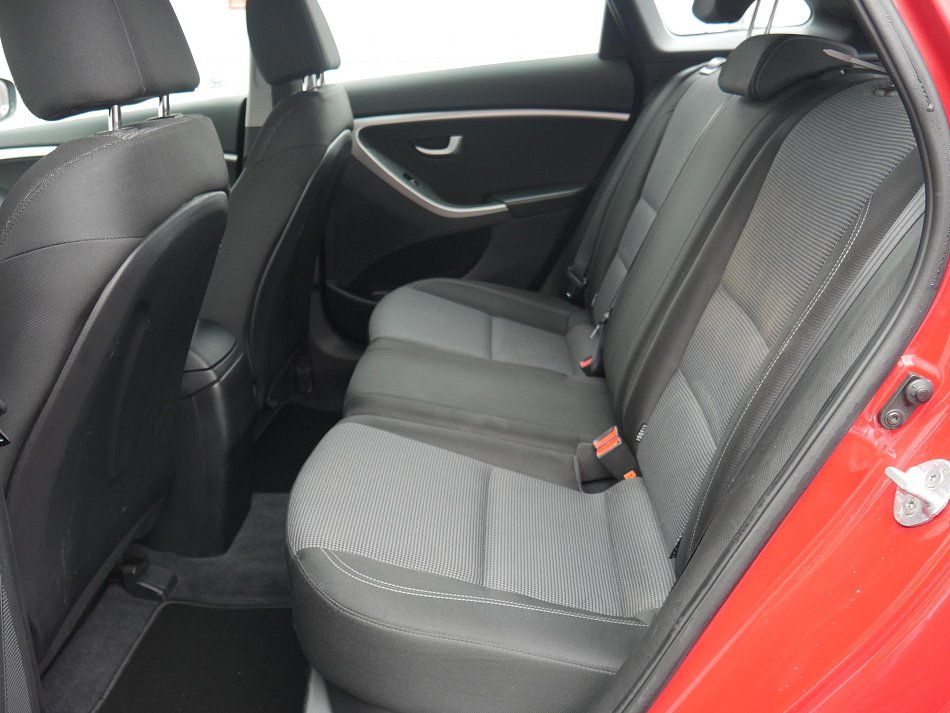 Hyundai I30 1.6i 