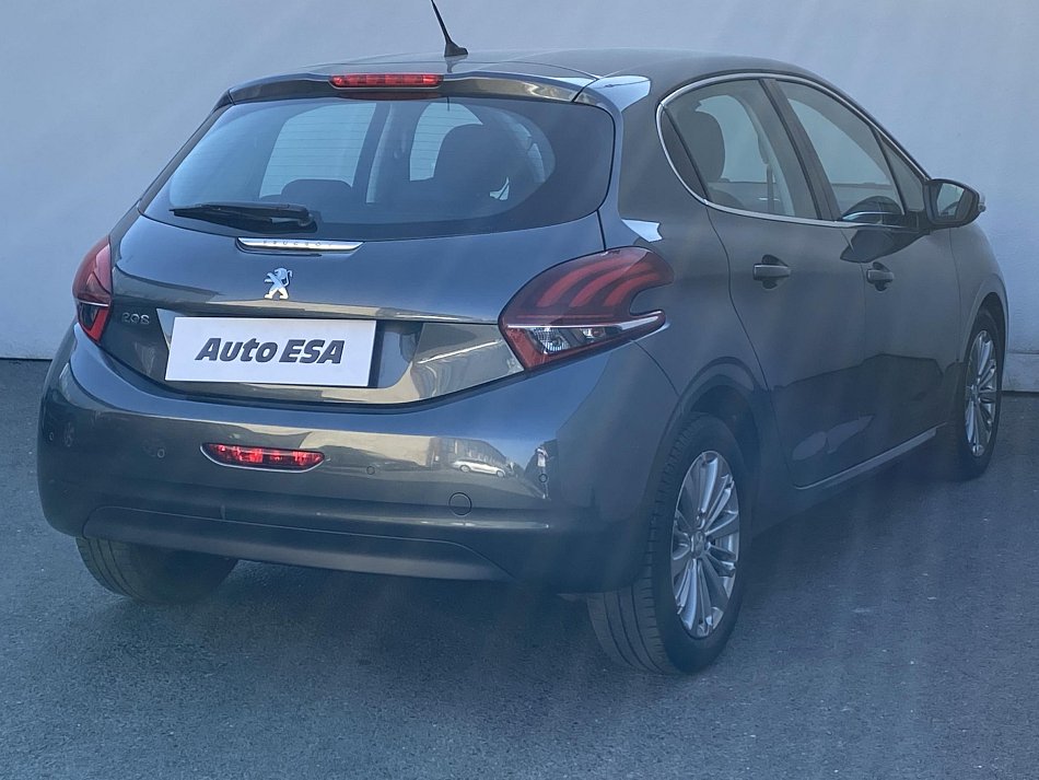 Peugeot 208 1.2 PT Allure