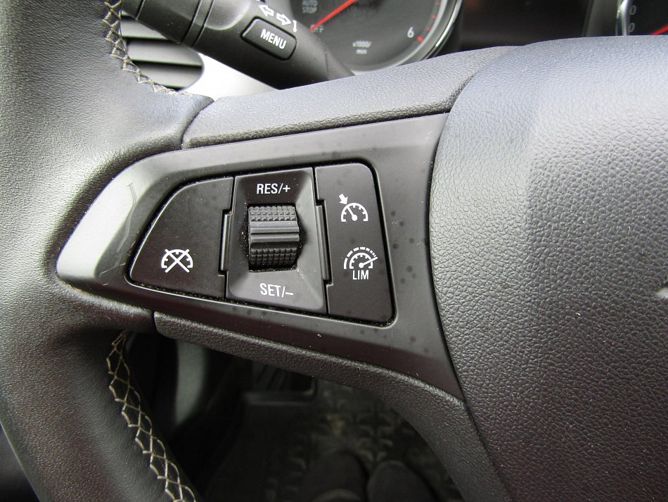 Opel Astra 1.5CDTi 