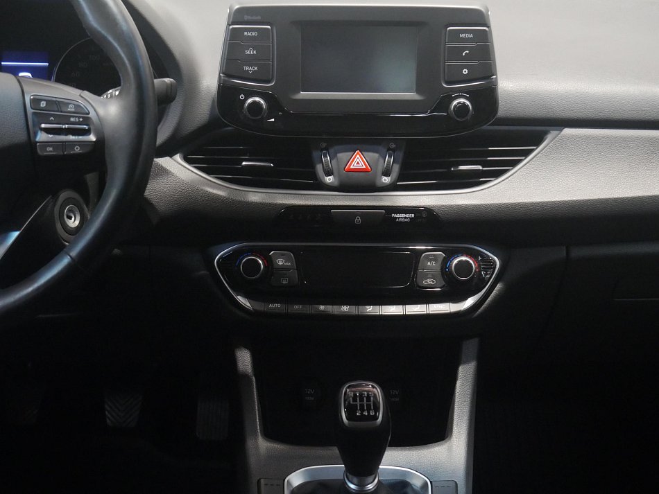 Hyundai I30 1.0i 
