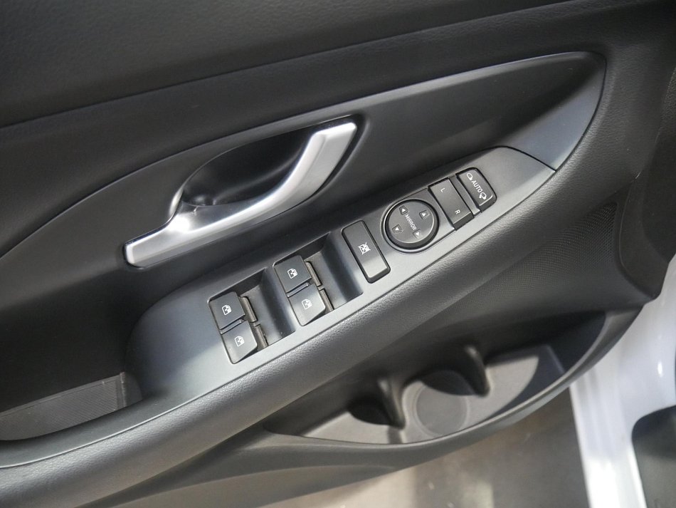 Hyundai I30 1.0i 